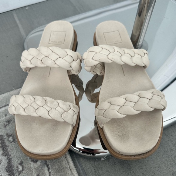 Dolce Vita ~ Braided Slides / Sandals - Picture 2 of 6